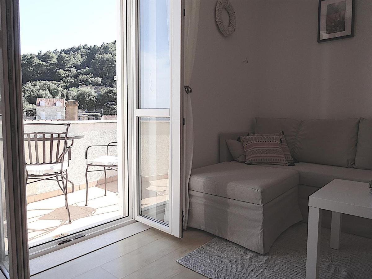 Eco Apartments Kate Sudurad Екстериор снимка